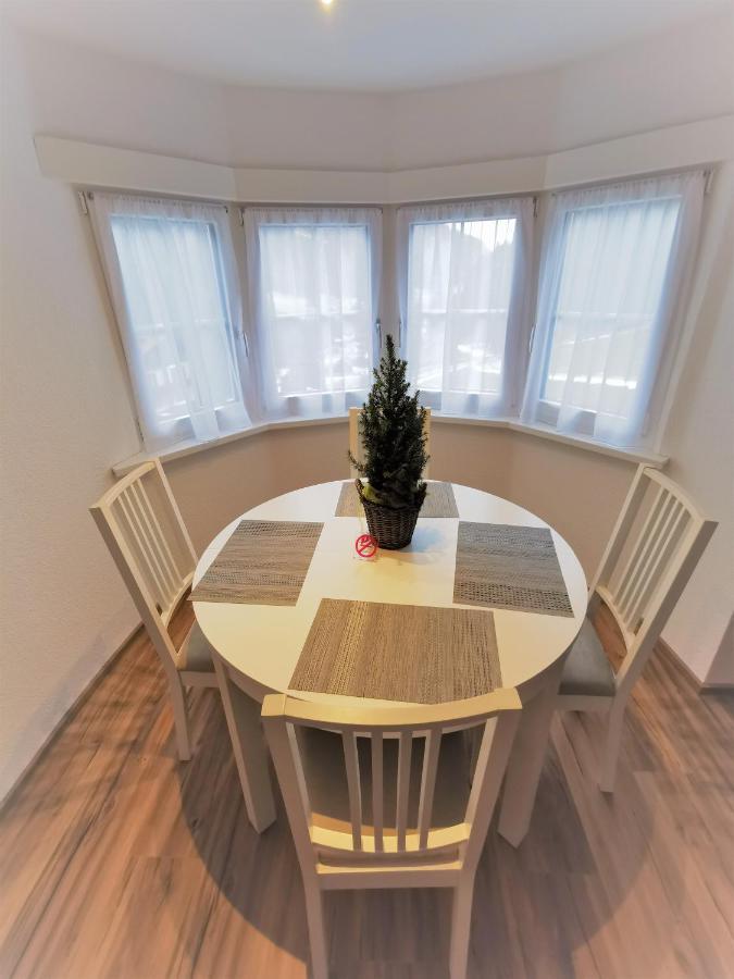 Apartments Haus Schoen - Preise Inclusive Pitztal Sommer Card イェルツェンス エクステリア 写真