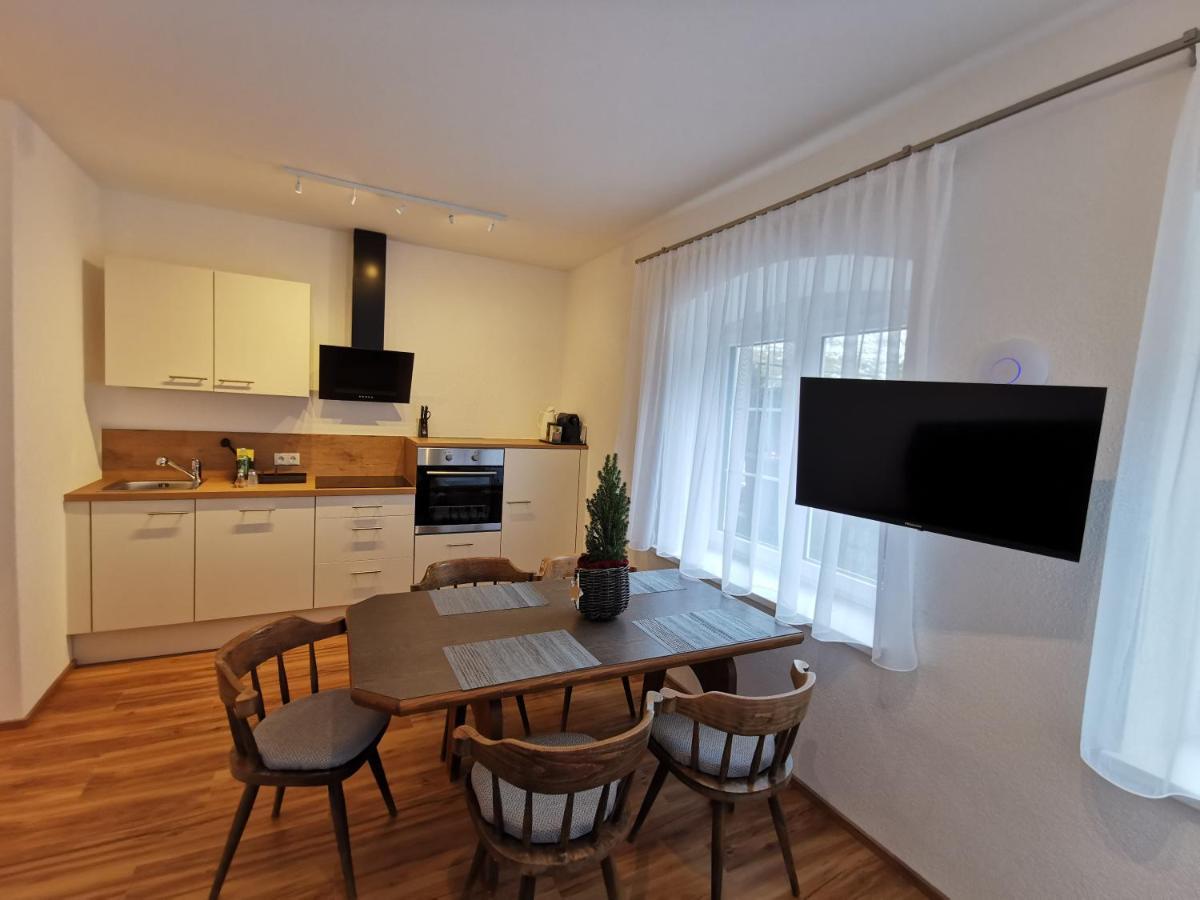 Apartments Haus Schoen - Preise Inclusive Pitztal Sommer Card イェルツェンス 部屋 写真