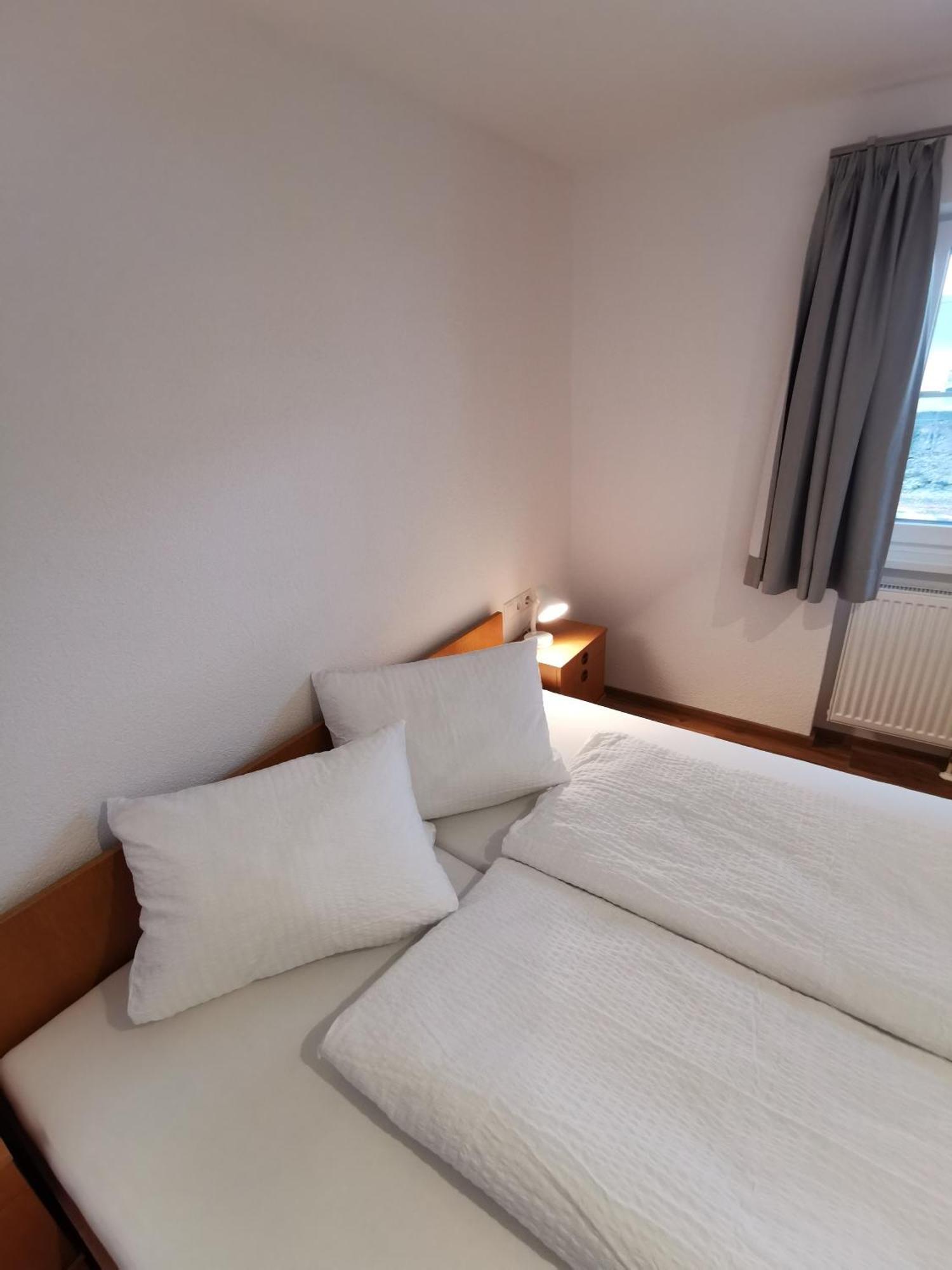 Apartments Haus Schoen - Preise Inclusive Pitztal Sommer Card イェルツェンス 部屋 写真