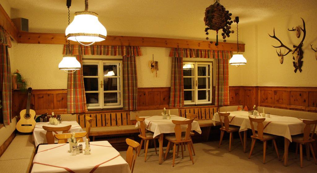 Apartments Haus Schoen - Preise Inclusive Pitztal Sommer Card イェルツェンス エクステリア 写真